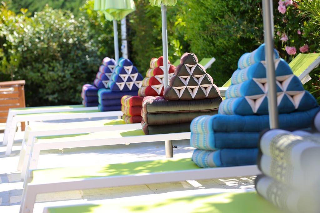 Mas De Mariette Bed and Breakfast Noves Exterior foto