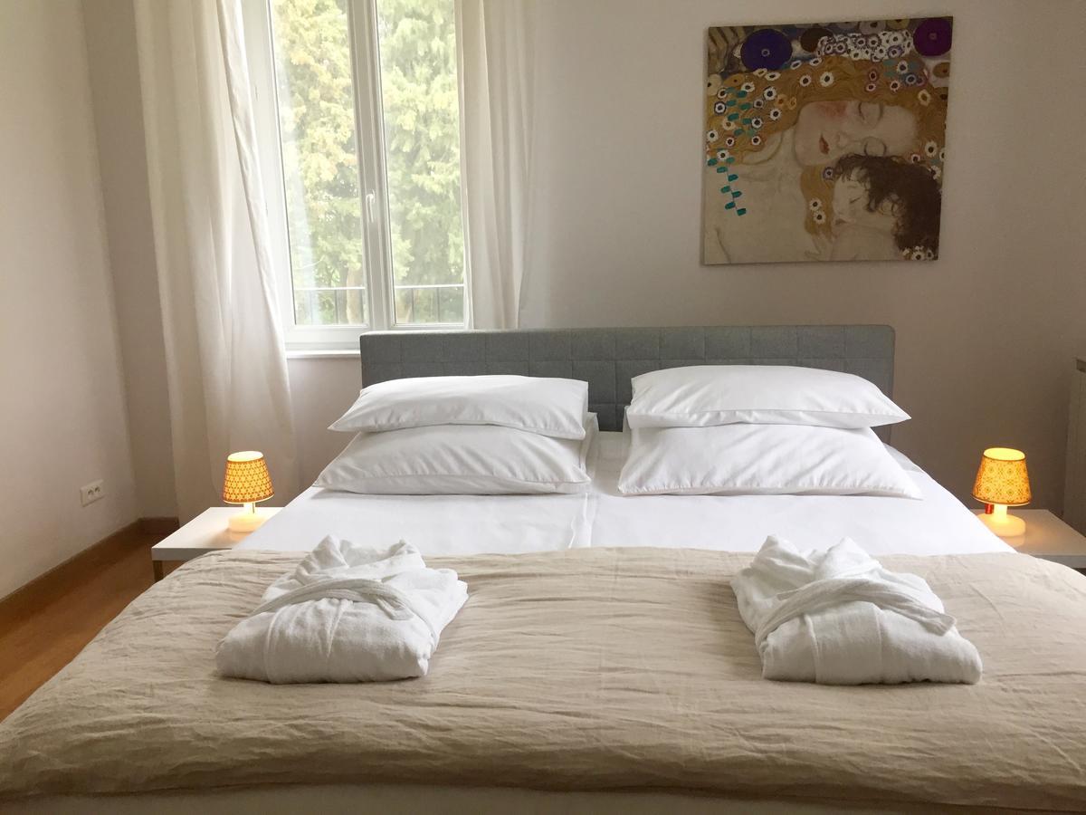 Mas De Mariette Bed and Breakfast Noves Exterior foto